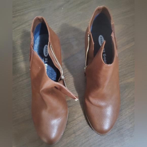 Dr. Scholls Copper Brown Boots - Picture 9 of 9